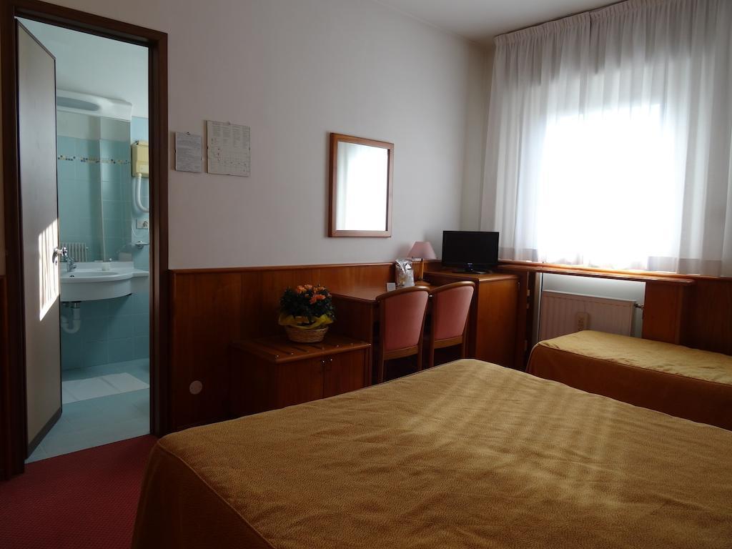 Hotel Roma Cividale del Friuli Kamer foto