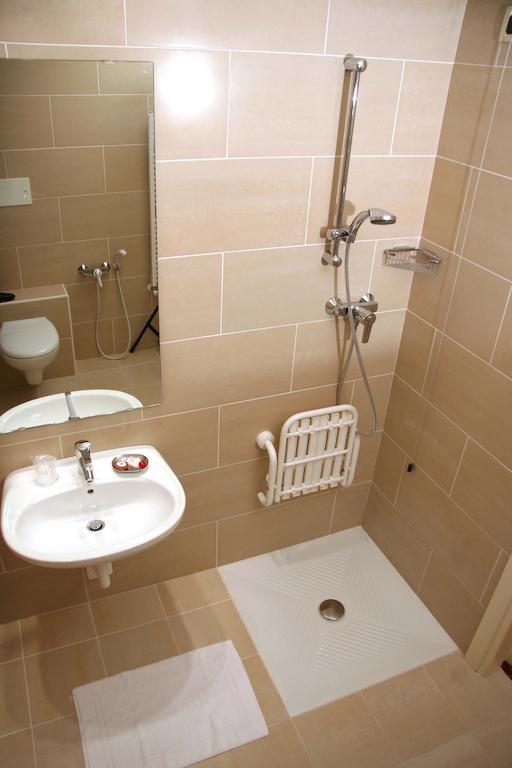 Hotel Roma Cividale del Friuli Kamer foto