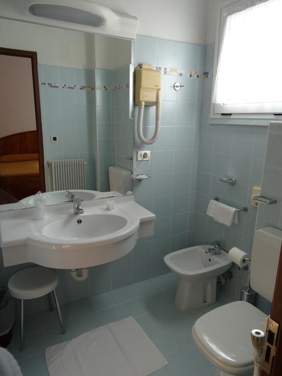 Hotel Roma Cividale del Friuli Kamer foto